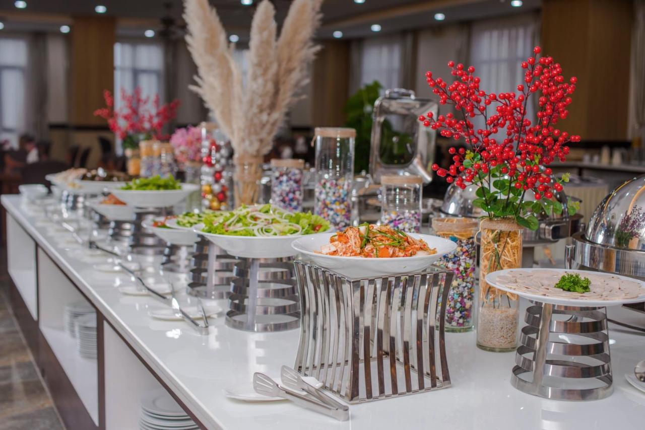 7 Seven Sea Hotel Da Nang Bagian luar foto