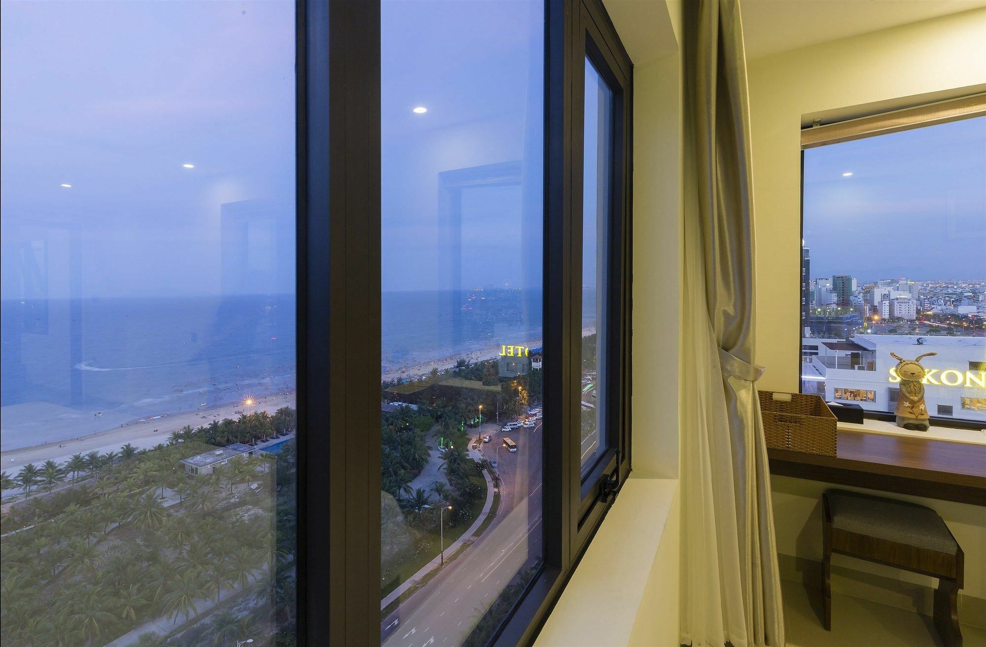 7 Seven Sea Hotel Da Nang Bagian luar foto
